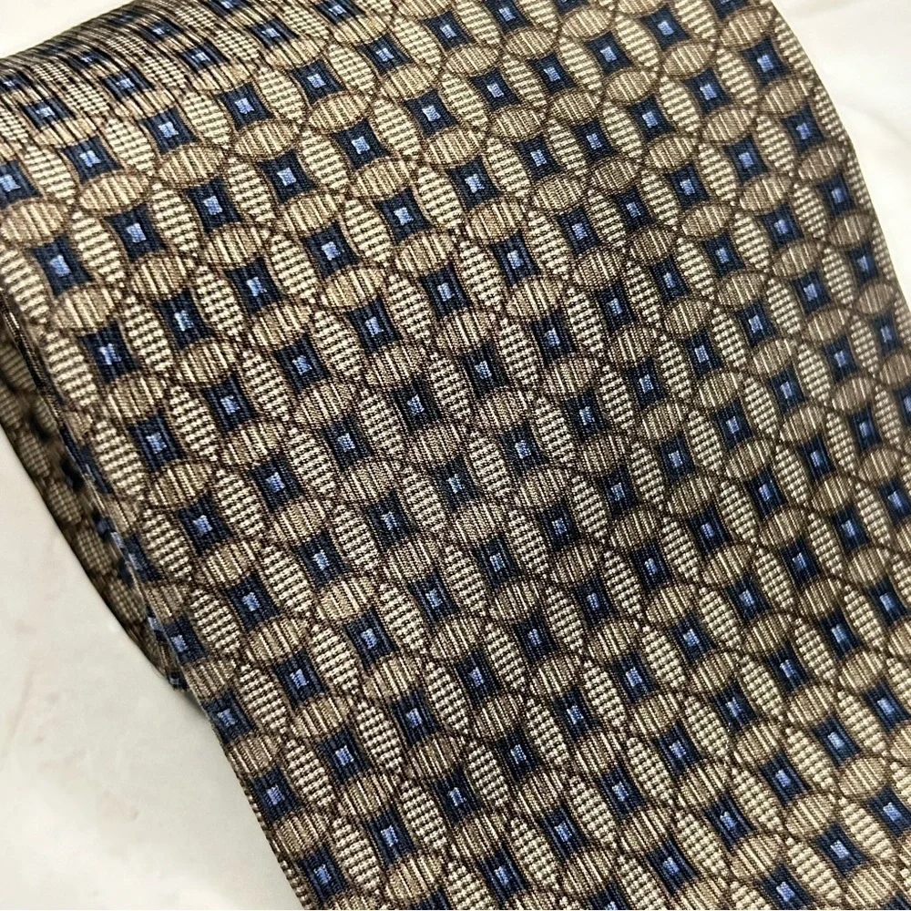 Nautica 57.5” Silk Tan and Blue Geometric Tie